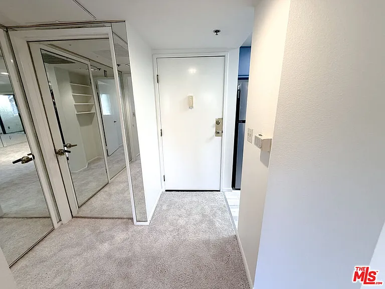501 Palisades Dr #317 — Photo 15