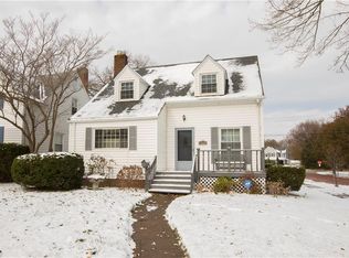 14602 Rainbow Ave, Cleveland, OH 44111