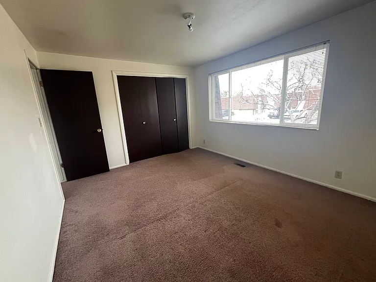 674 N Main St #674 — Photo 11