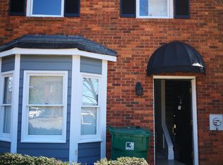 1005 Oaks Pkwy SE, Smyrna, GA 30082