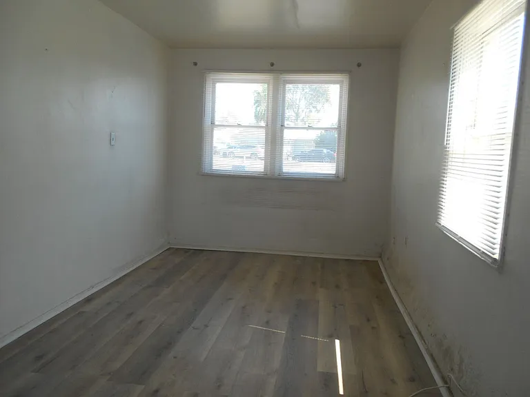 1520 Stewart Ave — Photo 4