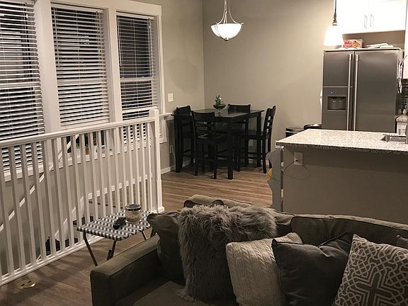 3rd image of 2994 SE Laurelwood Dr #2992