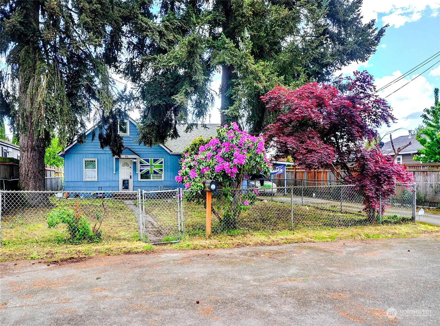 816 5th Street SE photo 1