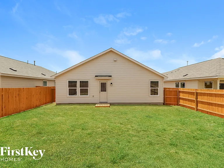 10643 Erinita Way — Photo 15