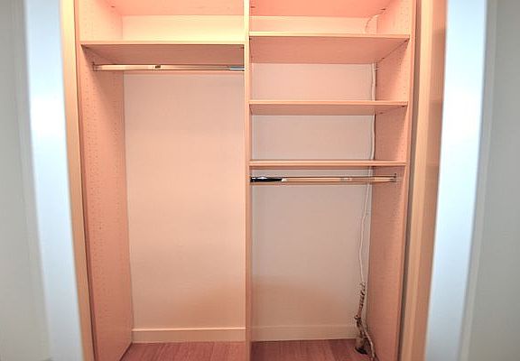 5th image of 333 E 49th St APT 4A