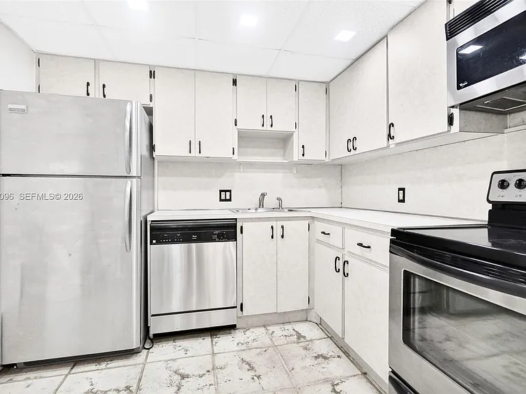 20335 N Country Club Dr #107 — Photo 5