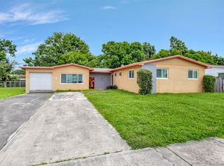 301 NW 186th St, Miami Gardens, FL 33169