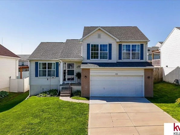 8815 Quest St, Omaha, NE 68122