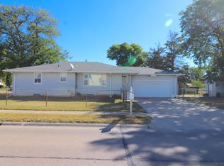 2155 10th Ave, Columbus, NE 68601