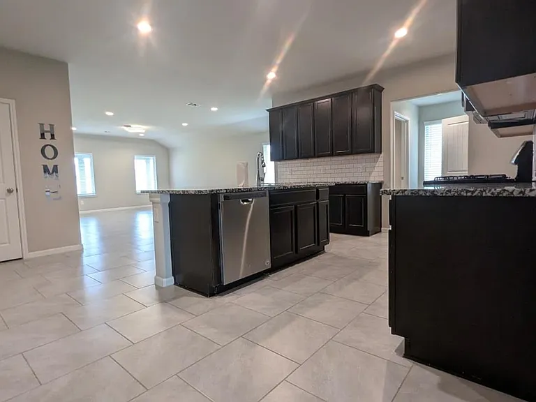 3518 Windham Way — Photo 8