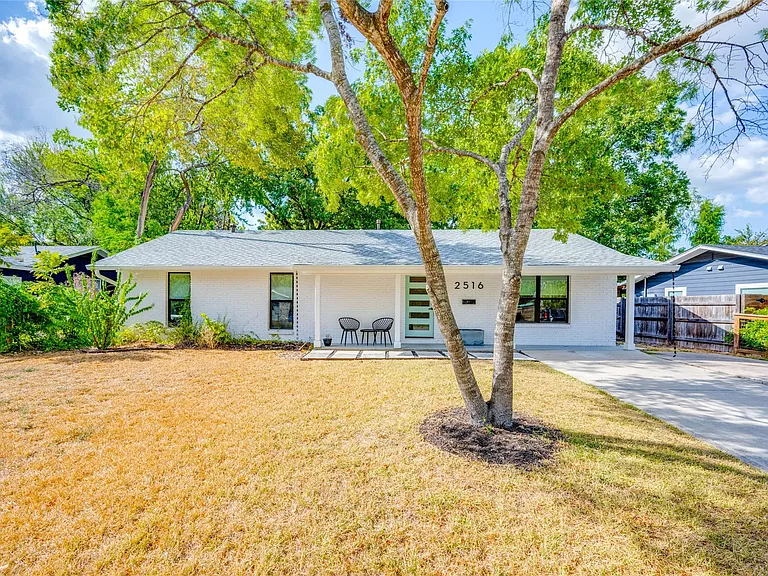 2516 Friar Tuck Ln — Photo 38