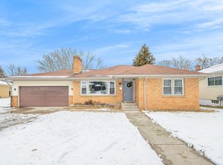 869 Arbor St NE, Grand Rapids, MI 49503
