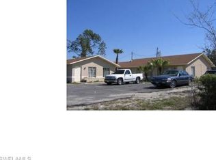 2117 SW Santa Barbara Pl APT 3, Cape Coral, FL 33991
