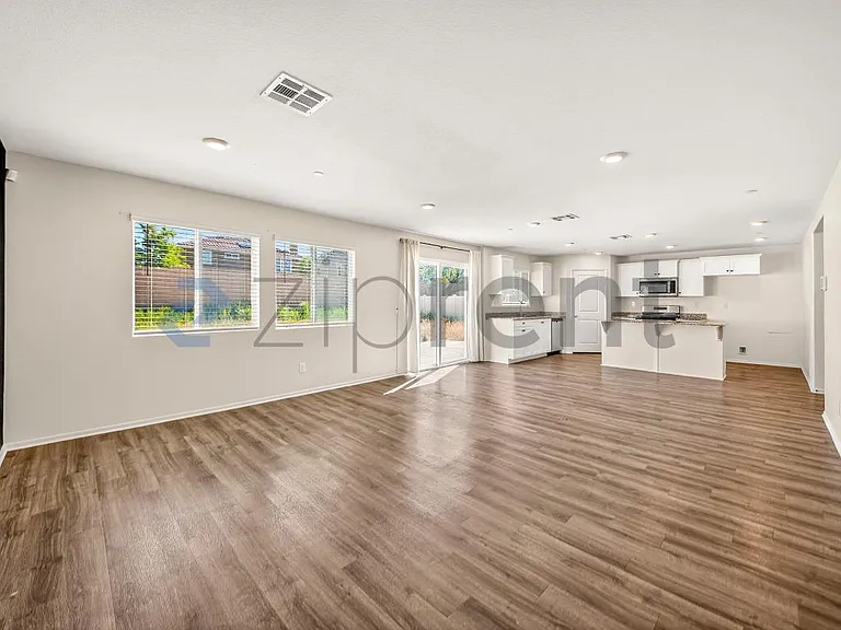 4364 W Avenue J6 — Photo 7