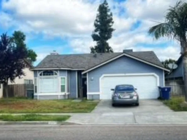 432 Old Town Drive, Tulare, CA 93274