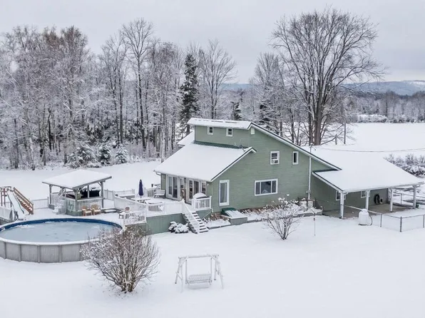 47 Higgins Road, Palmyra, ME 04965