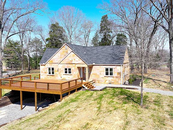 3rd image of 2529 Canton Rd