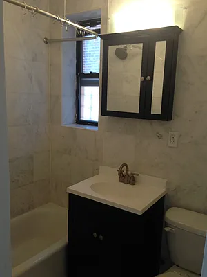 Rented by Wolf Brokerage LLC | media 1