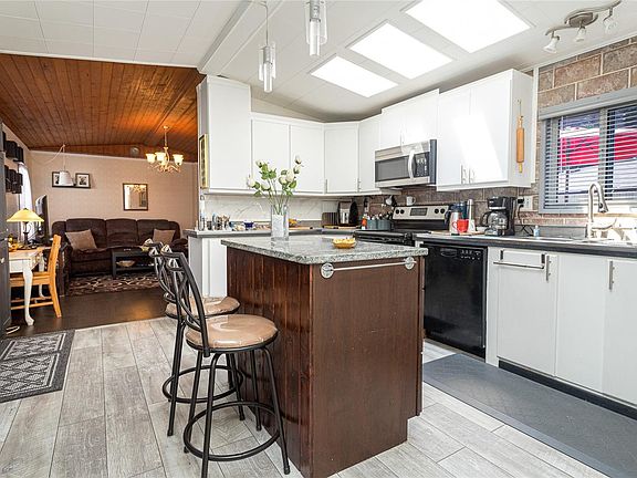 2nd image of 1736 Timberlands Rd #112