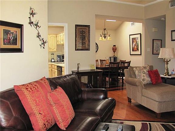 3rd image of 2103 Rose Cliff Ln