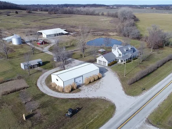 B 16532nd Hwy, Richmond, MO 64085