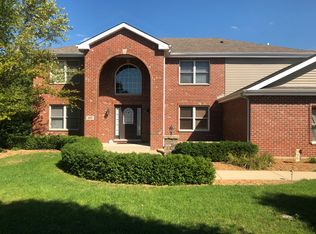 317 Delft Ct, Peotone, IL 60468