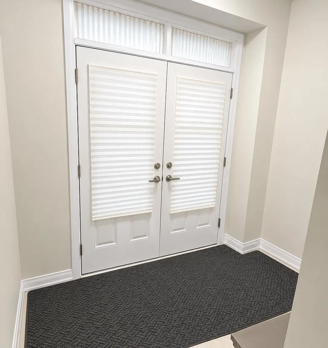 3 bed, $2,650 — Photo 2
