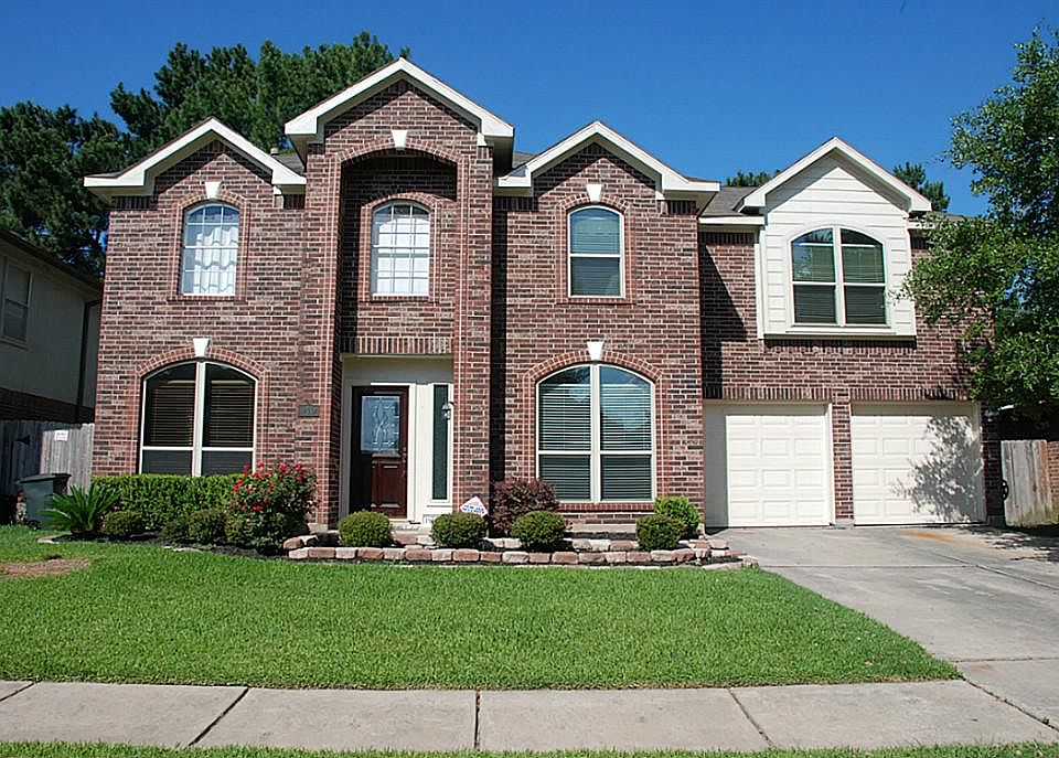 1st image of 19114 Dee Woods Dr