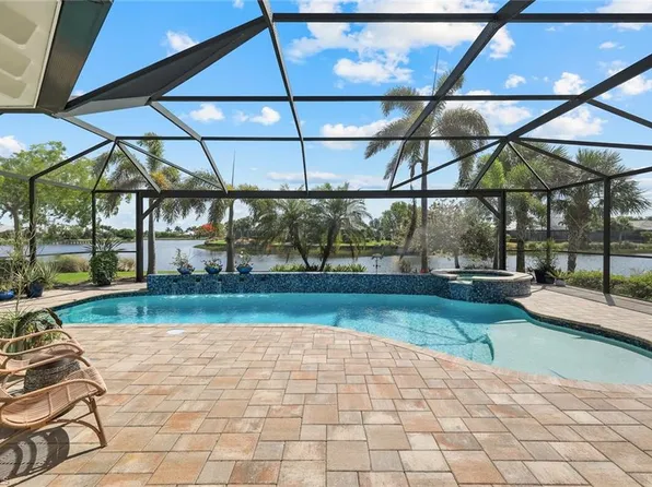 6460 Pembroke WAY, NAPLES, FL 34113