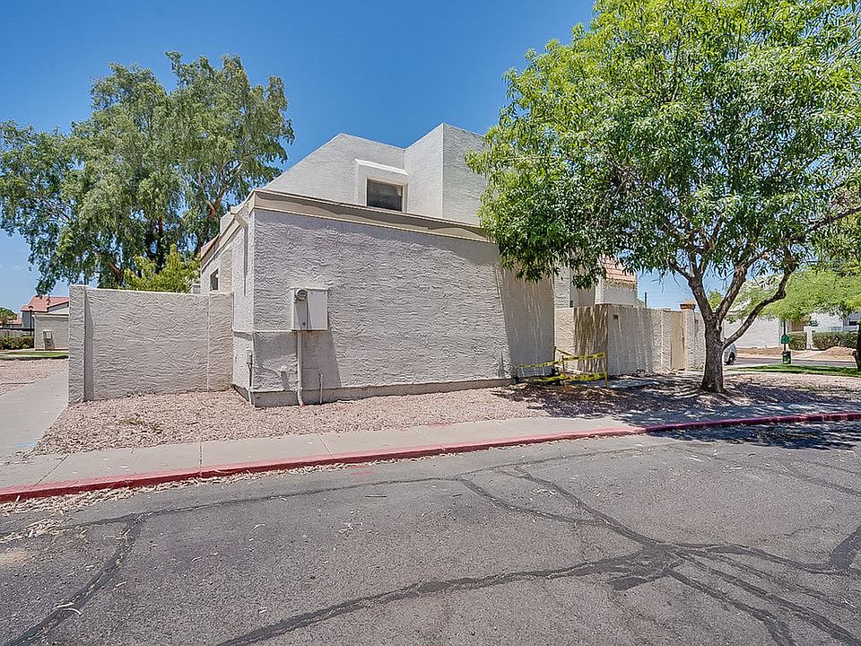 1st image of 1342 W Emerald Ave Unit 305
