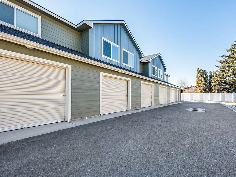 Marena Townhomes — Photo 19