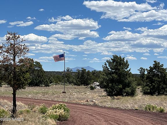 5th image of 8348 Red Butte Rd