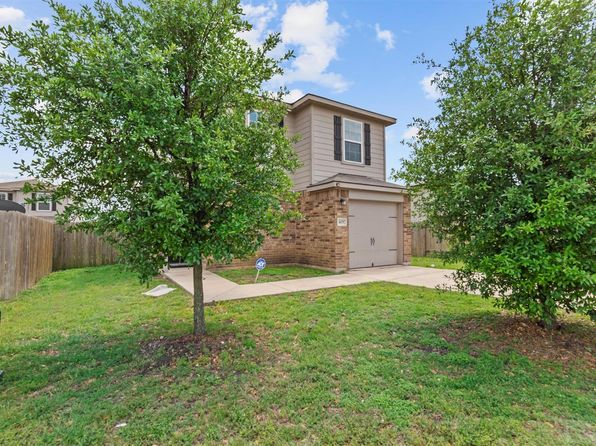 405 Yearwood Ln #21C, Jarrell, TX 76537