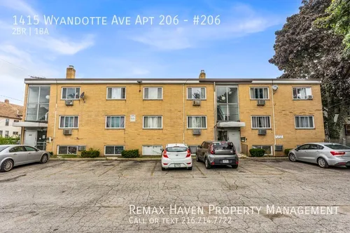 1415 Wyandotte Ave #206 Photo 1