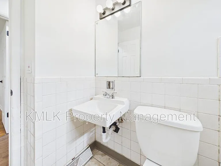 1624 Merrill Ave — Photo 12