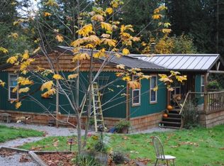 9097 Anderson Lake Dr, Sumas, WA 98295