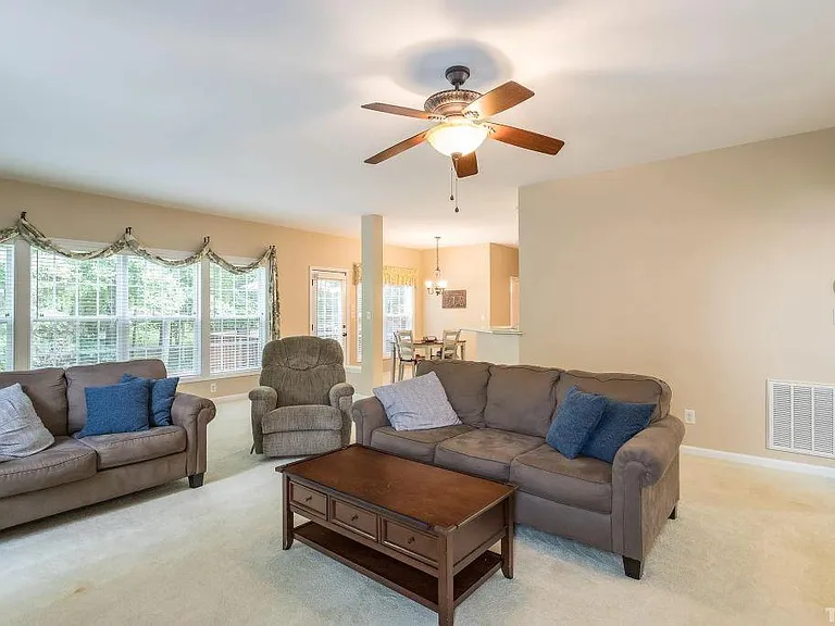 7520 Chesley Ln — Photo 6