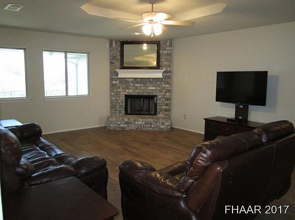 4th image of 4510 Twin Oaks Cir