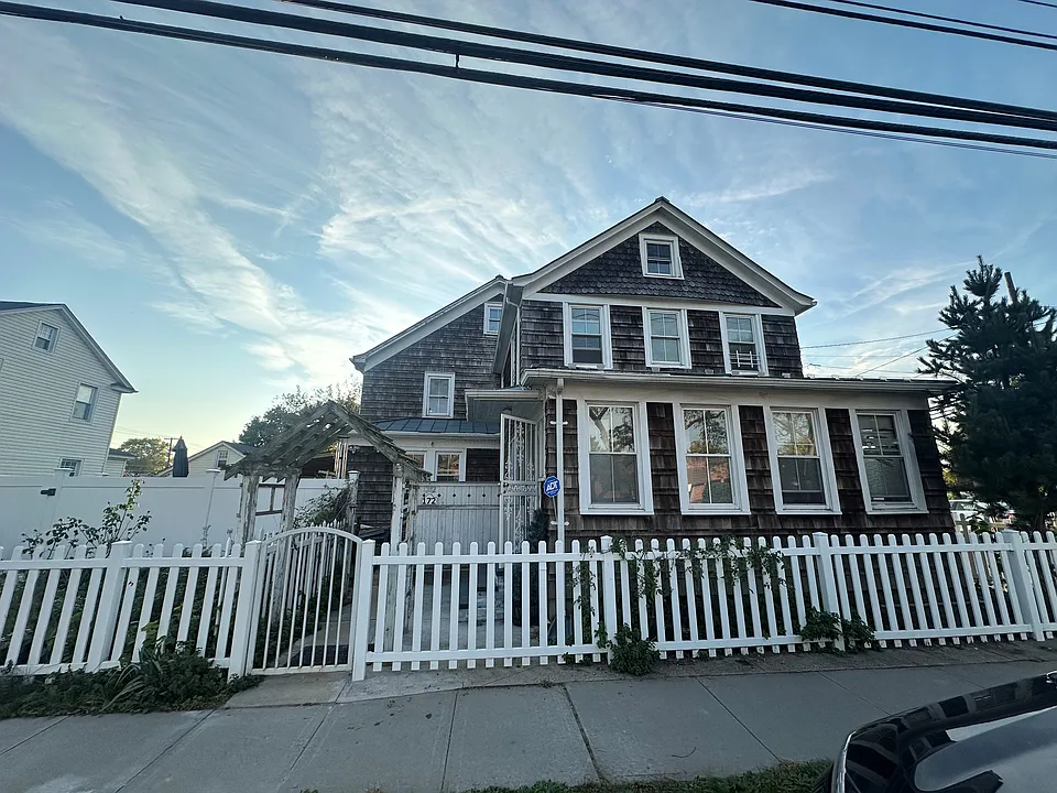 172 Jerusalem Ave