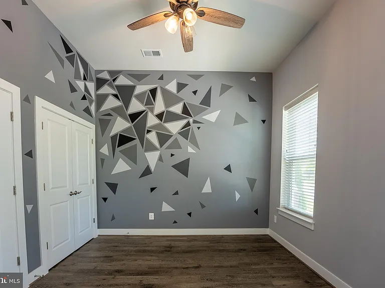 6069 Dreher Ct — Photo 11