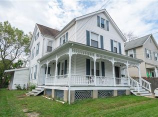 17 Liberty St, Walden, NY 12586