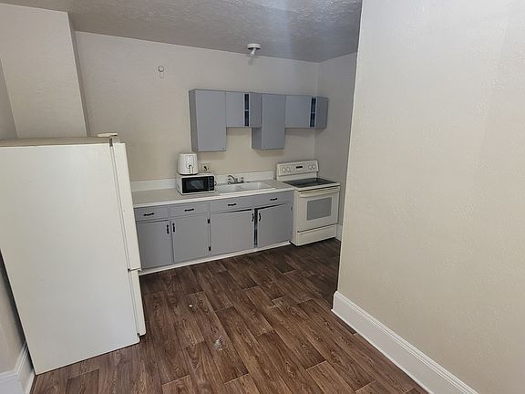 5th image of 4110 Cleveland Ave #0