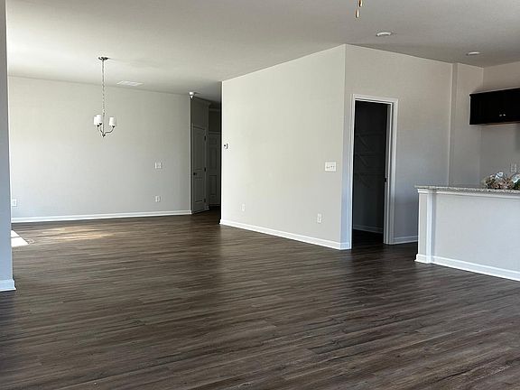 5th image of 68 Timber Park Dr