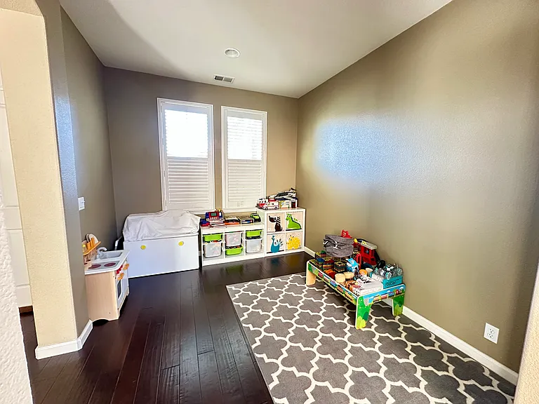 3750 Silvera Ranch Dr — Photo 3
