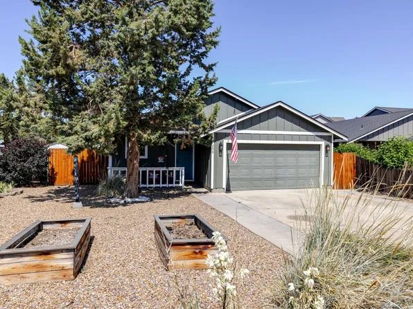 295 SW 25th St, Redmond, OR 97756