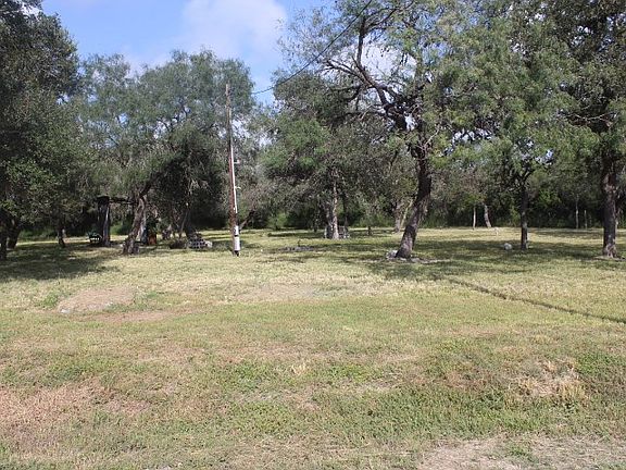 2nd image of 5196 River Oaks Dr