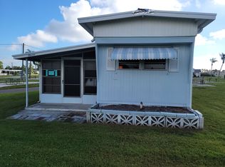 11 Center Rd, Palmetto, FL 34221