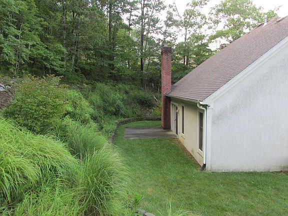 5th image of 4031 Overlook Trail Dr