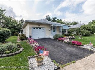 45 Golden Glow Circus, Toms River, NJ 08755