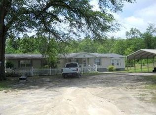 5565 Alberta Dr, Rembert, SC 29128